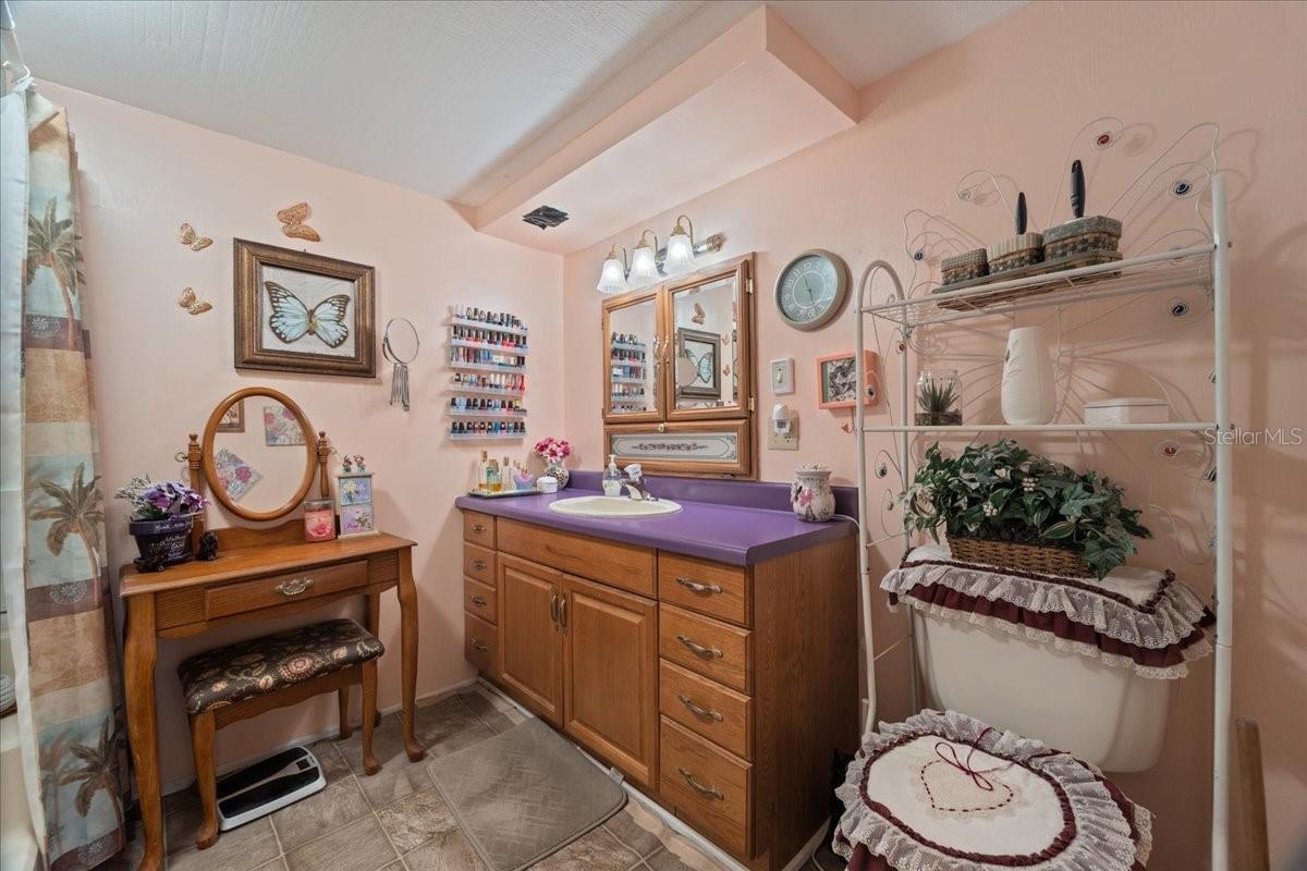 PINECREST - Residential