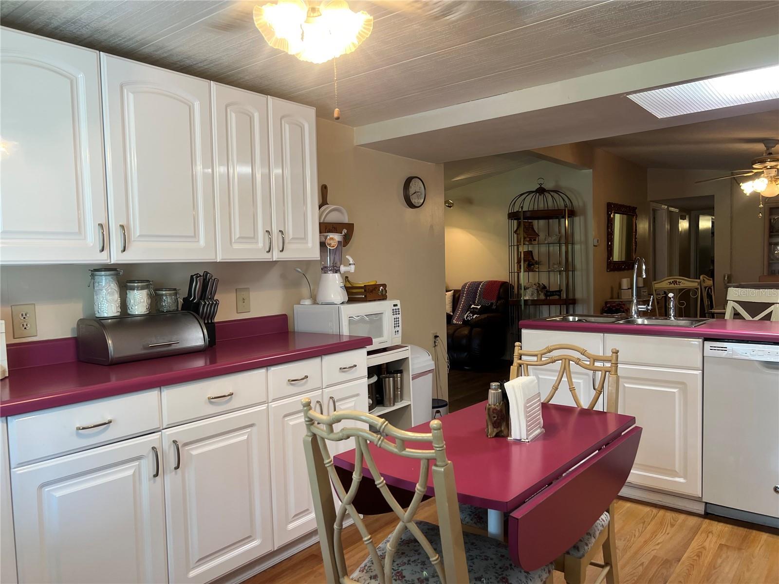 PINECREST - Residential