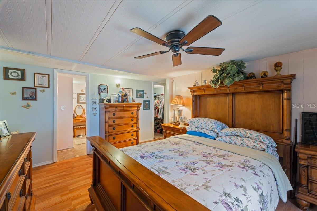 PINECREST - Residential