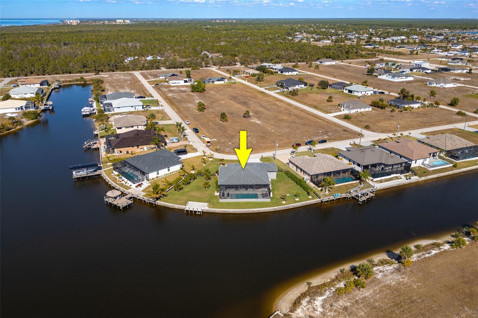 CAPE CORAL - Residential