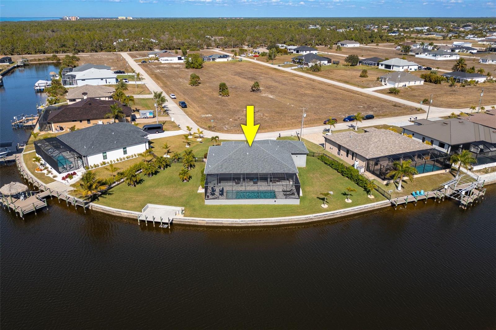 CAPE CORAL - Residential