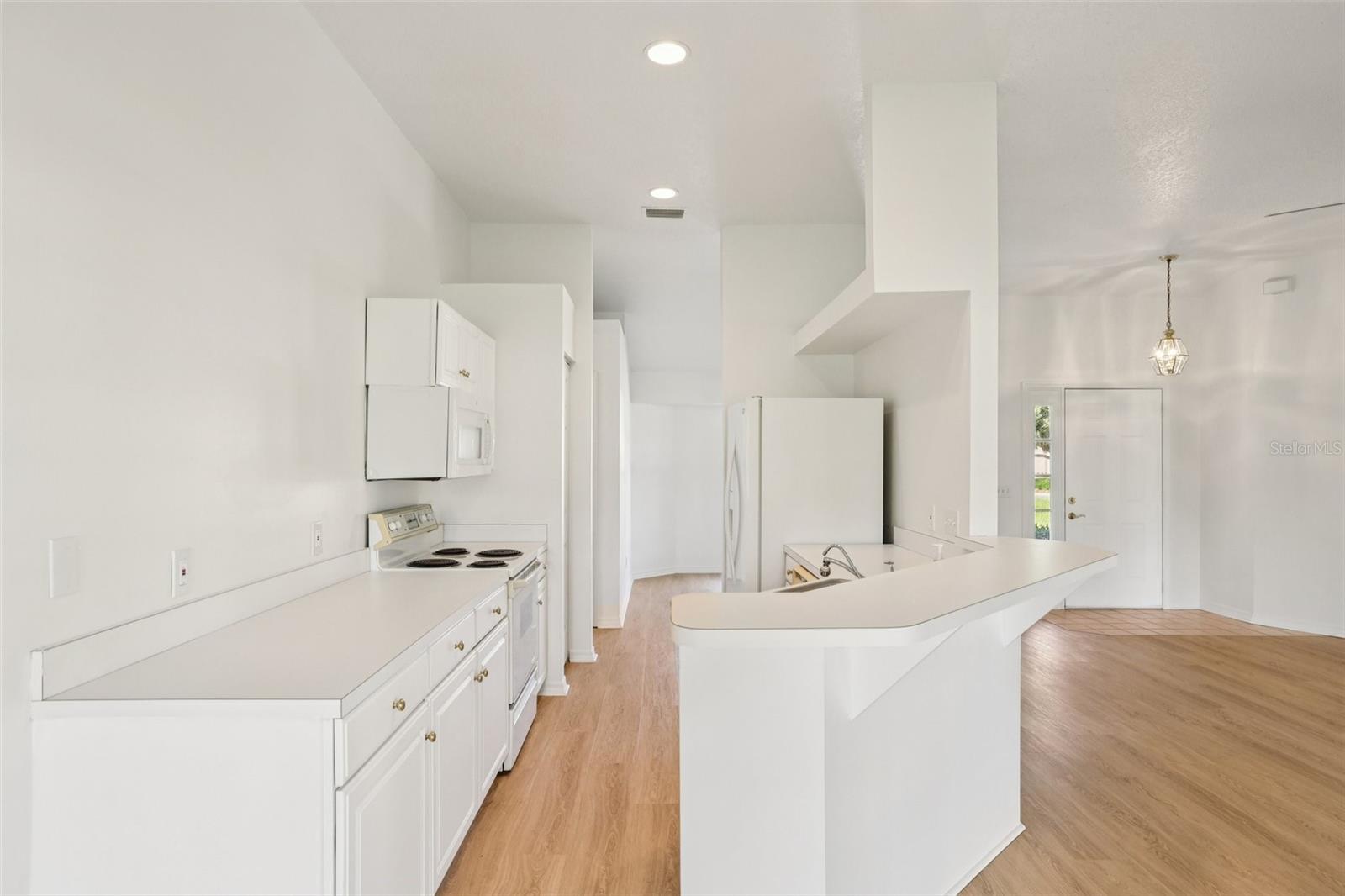 TAVARES BAYTREE PH 02 - Residential