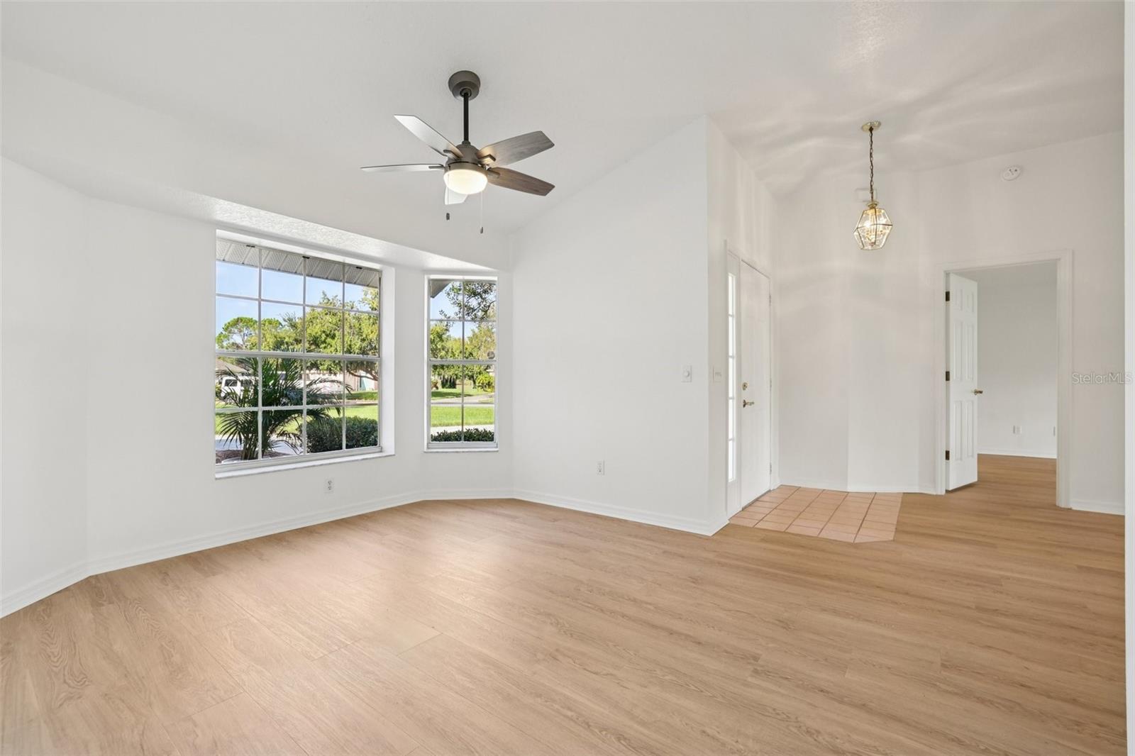 TAVARES BAYTREE PH 02 - Residential