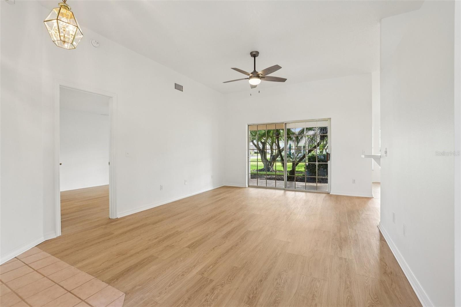 TAVARES BAYTREE PH 02 - Residential