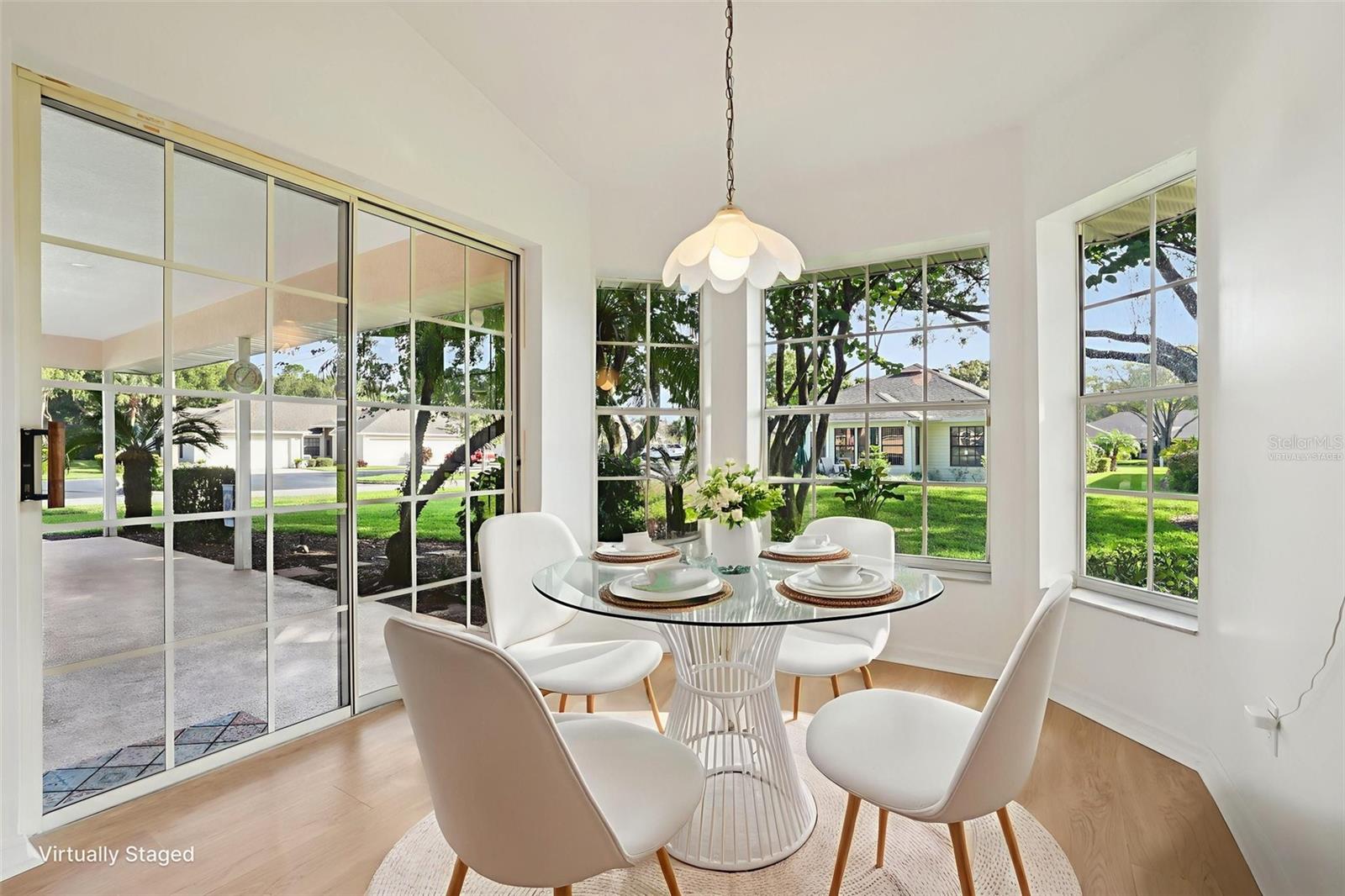 TAVARES BAYTREE PH 02 - Residential