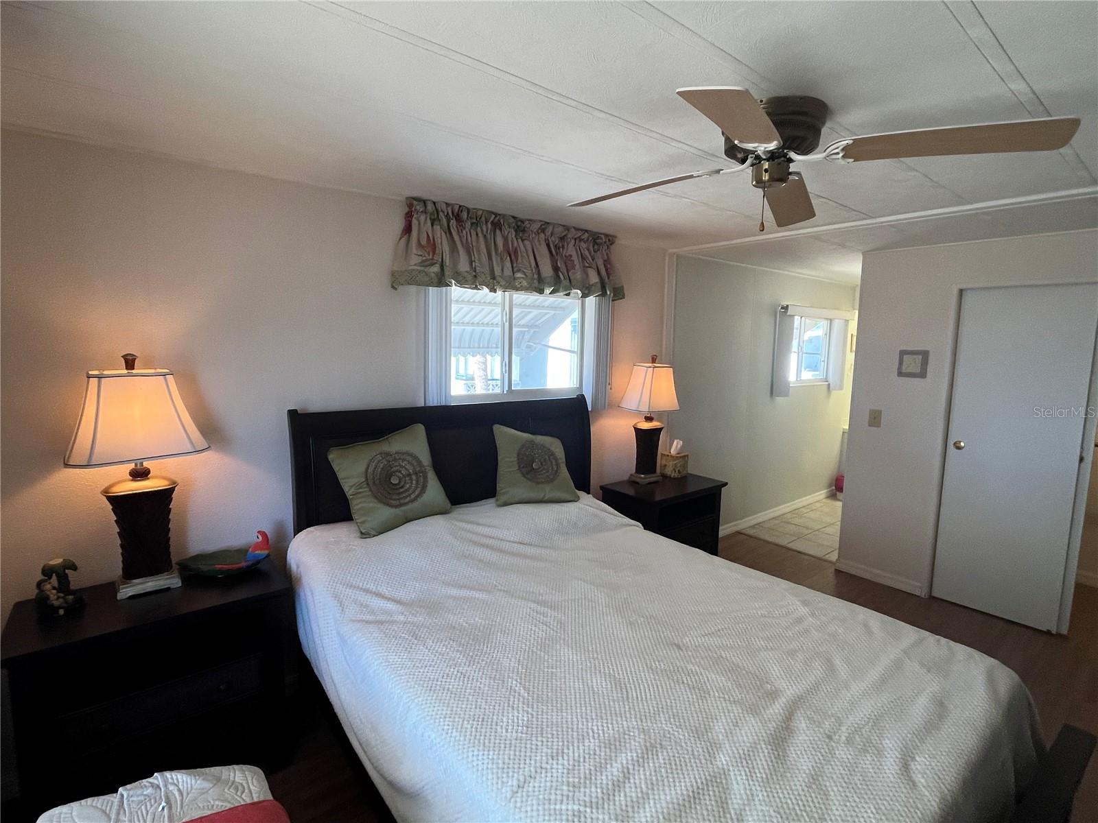 VENICE ISLE - Residential