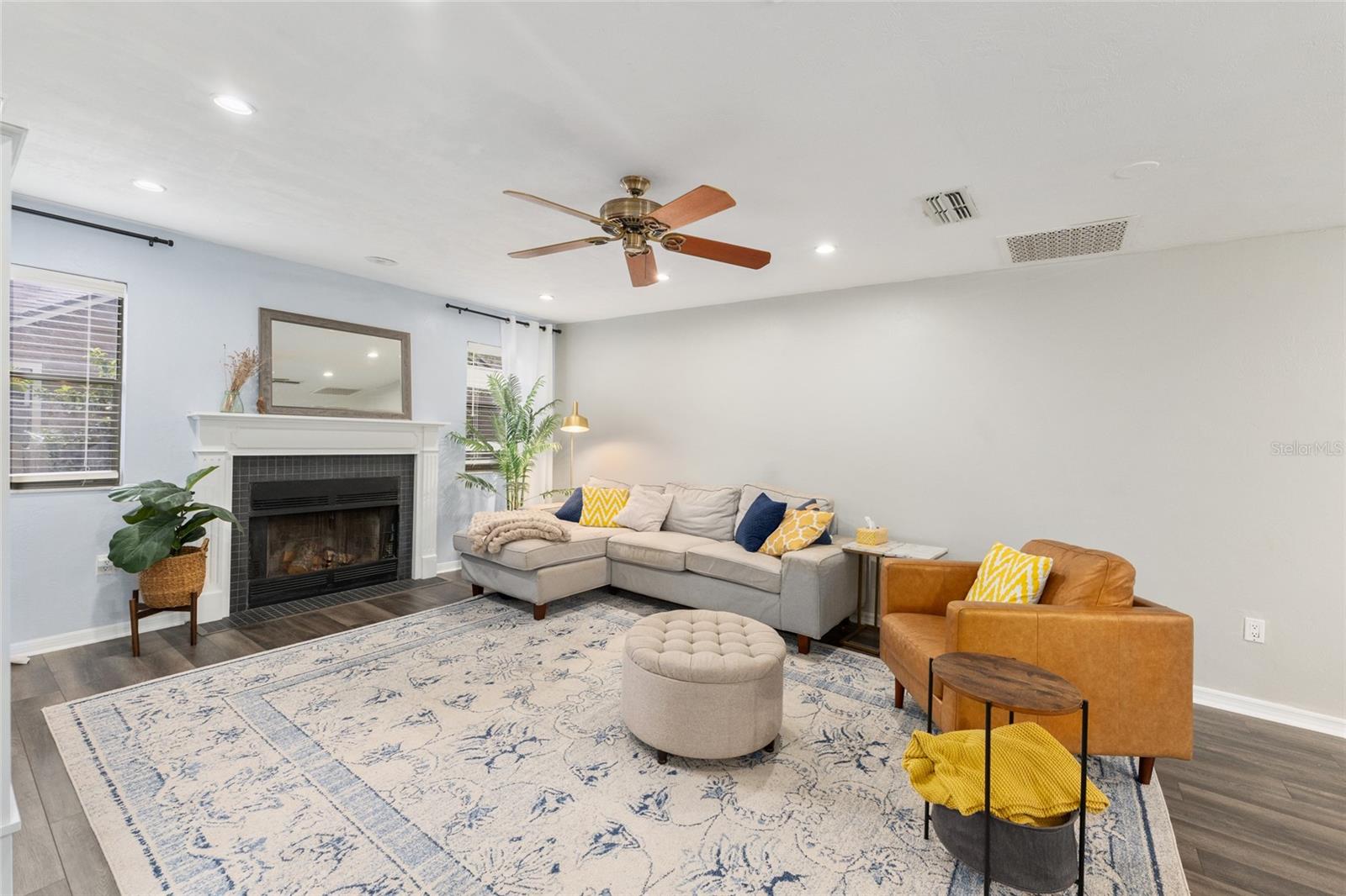 8005 SW 47TH COURT