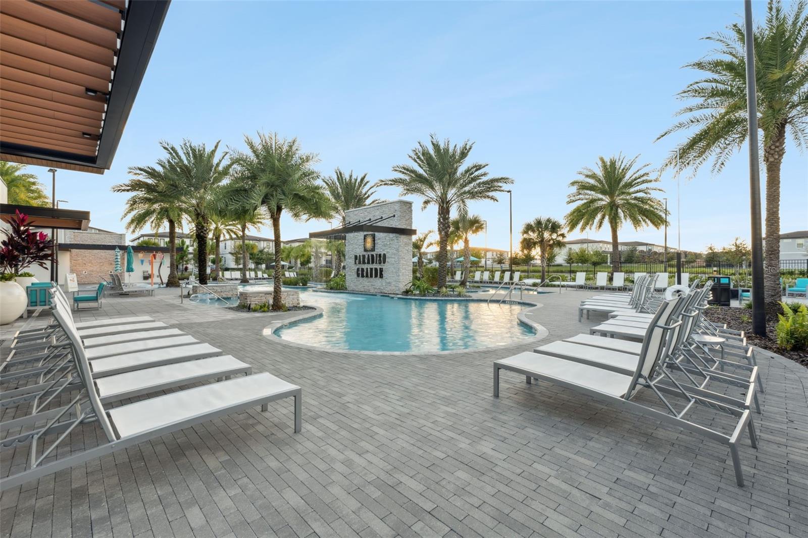 PARADISO GRANDE - Residential