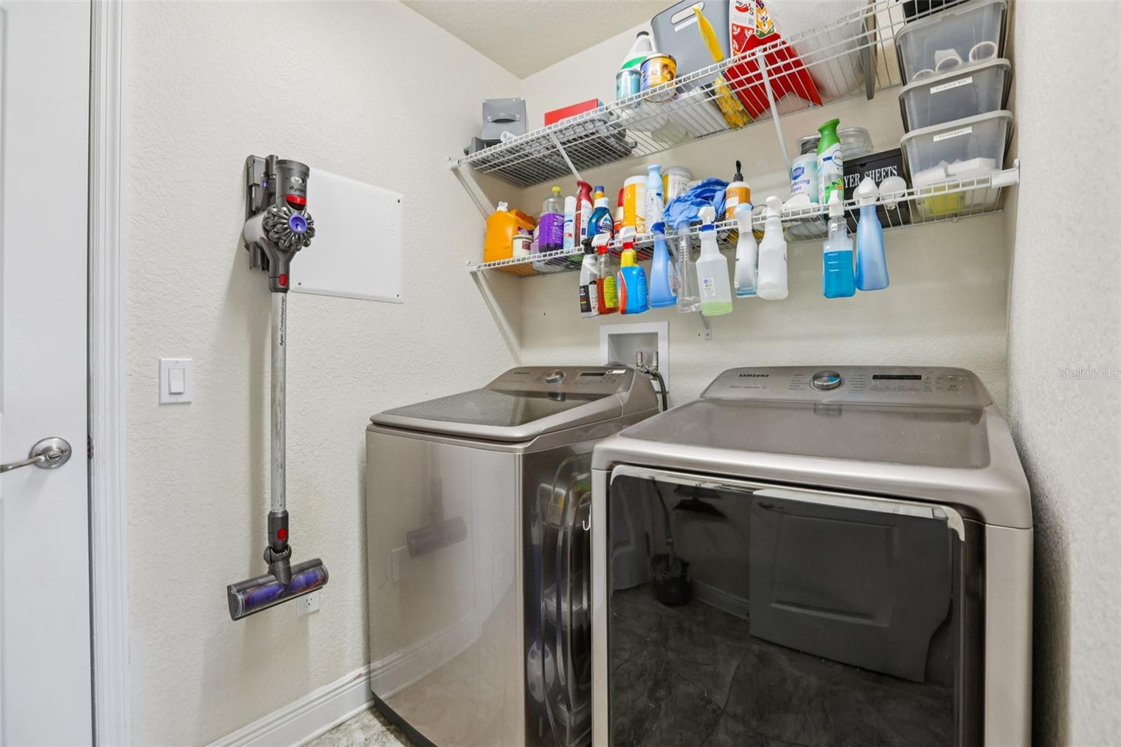 ROYAL HIGHLANDS - Residential