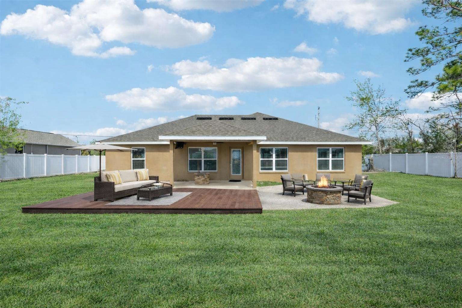 ROYAL HIGHLANDS - Residential