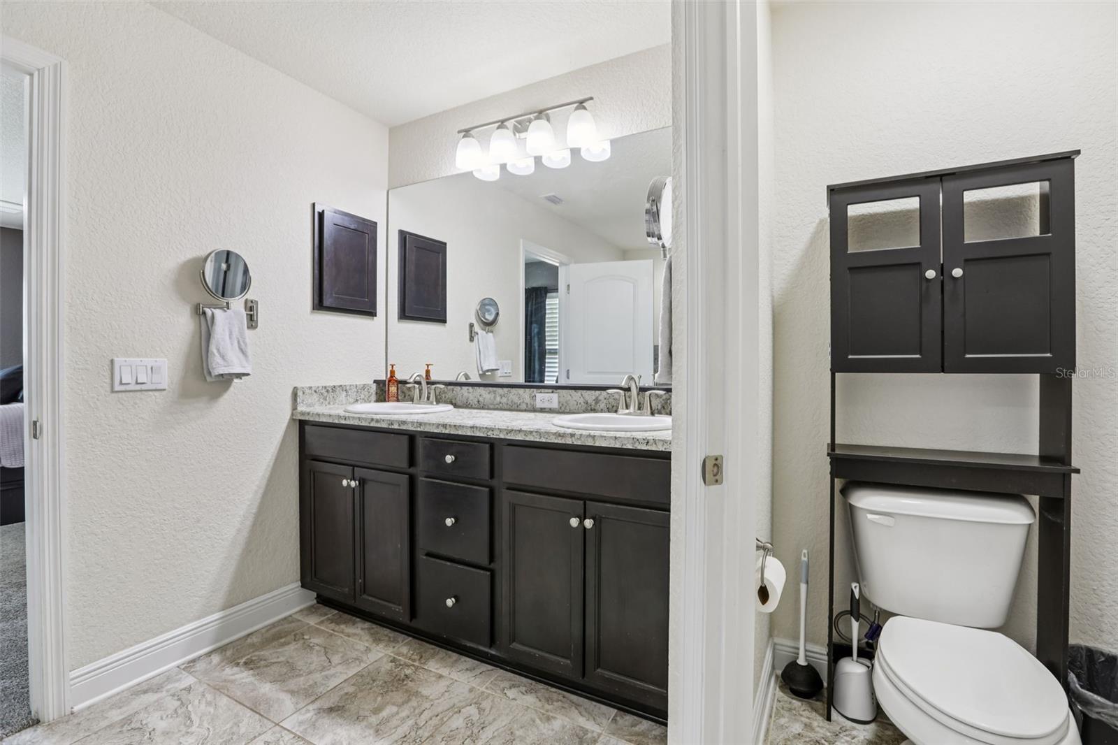 ROYAL HIGHLANDS - Residential