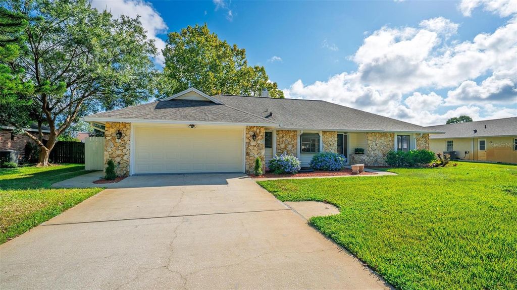 Photo of 806 Black Duck Drive, Port Orange, FL 32127 (MLS # O6347561)