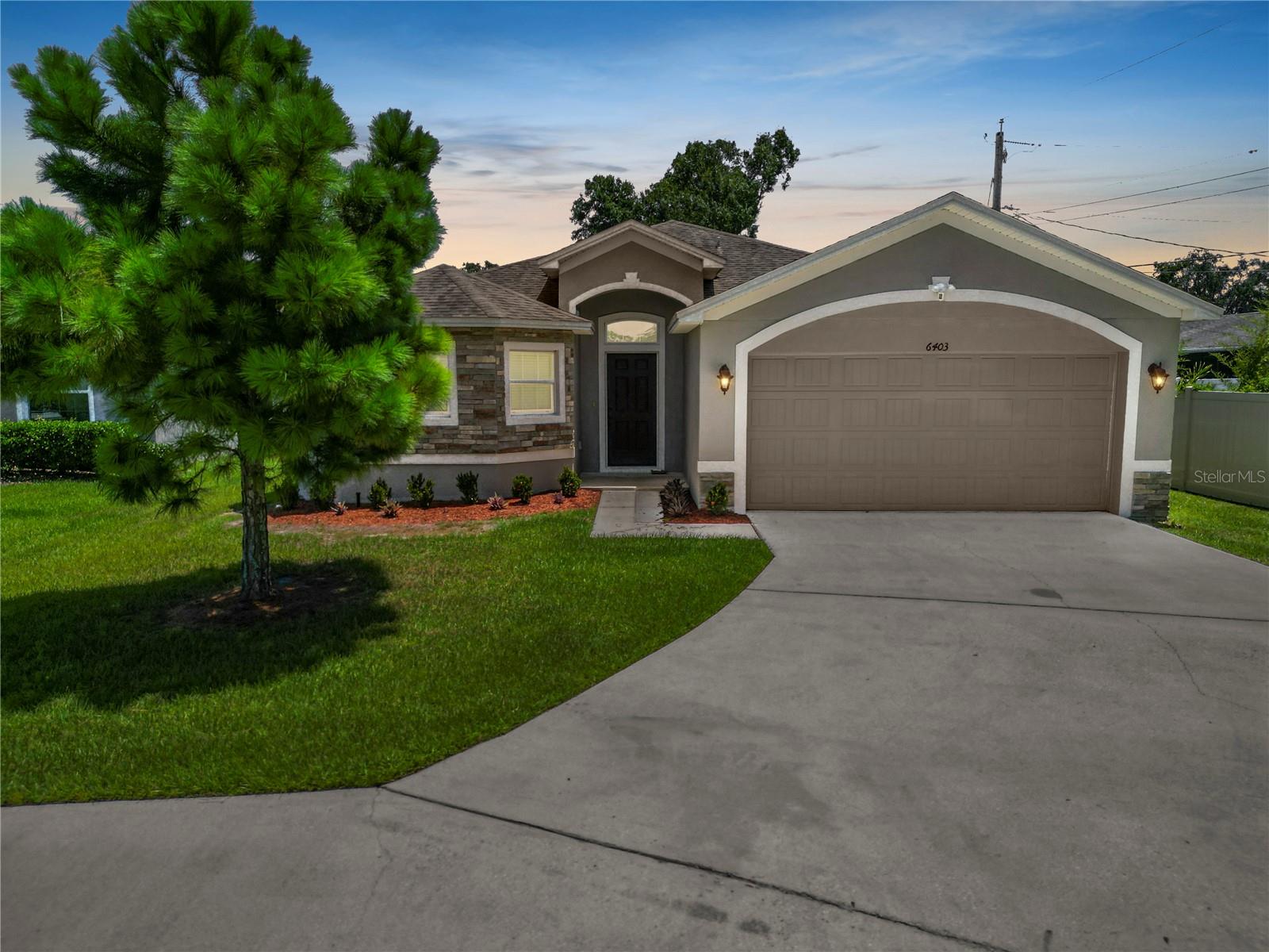 Welcome to 6403 Crossing Lane, a beautifully maintained Bristol model by Southern Homes located in North Lakeland. This 3-bedroom, 2-bathroom split floor plan home offers a thoughtful design that provides both comfort and privacy, perfect for modern living.
Sitting on almost a quarter of an acre, the home features an oversized driveway and a spacious backyard with plenty of room to build a pool or enjoy backyard fun. Enjoy tranquil mornings and serene kitchen experiences with a beautiful pond view right out front a calming feature that adds to the home's peaceful setting.
Inside, the home looks and feels brand new, with an open and inviting layout that's been meticulously maintained. Whether you're hosting guests or enjoying quiet time at home, this space is designed to fit your lifestyle.
Don't miss your chance to own this "move-in ready" gem, in a desirable Lakeland community schedule your private tour today!