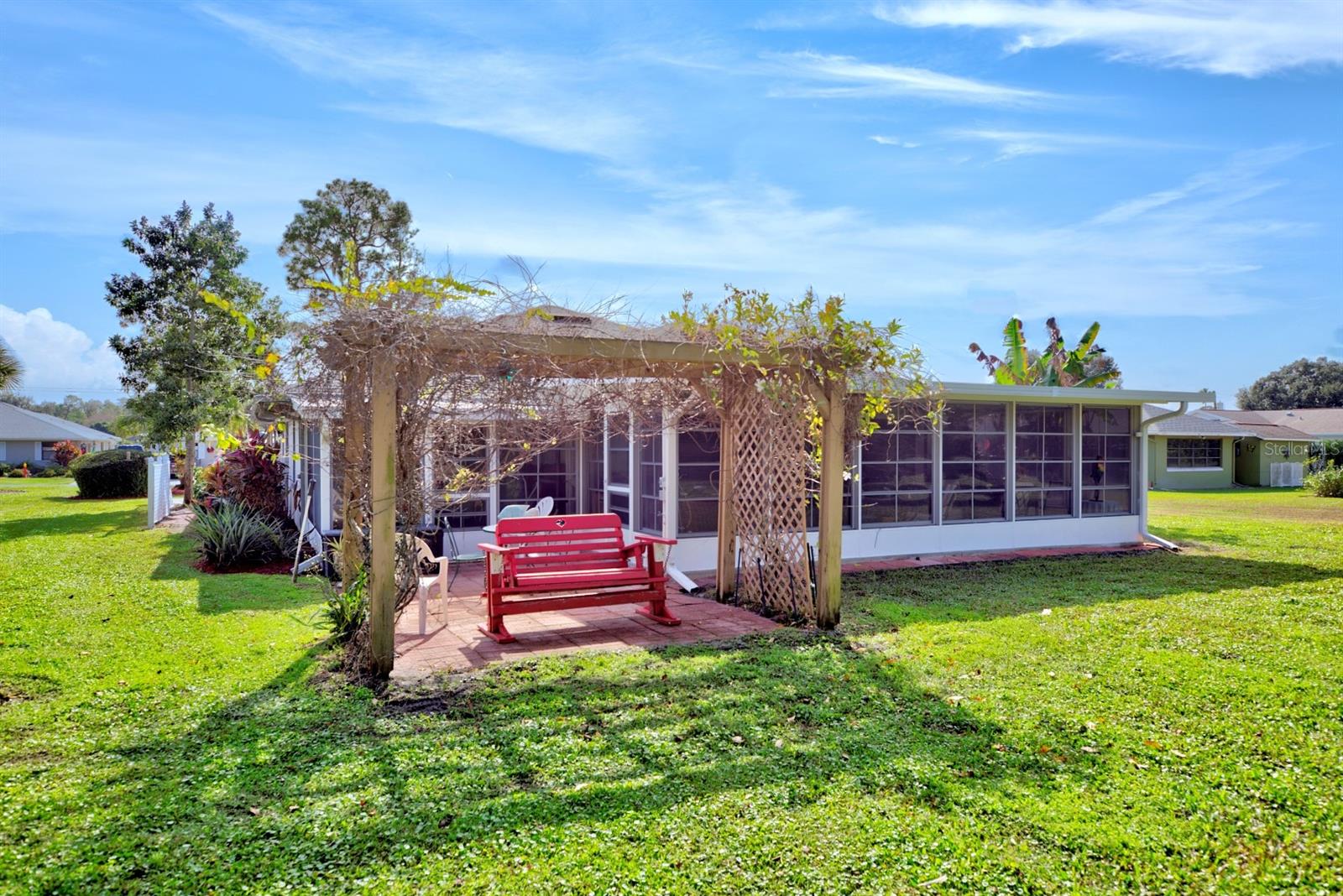 GOLF HAMMOCK - Residential