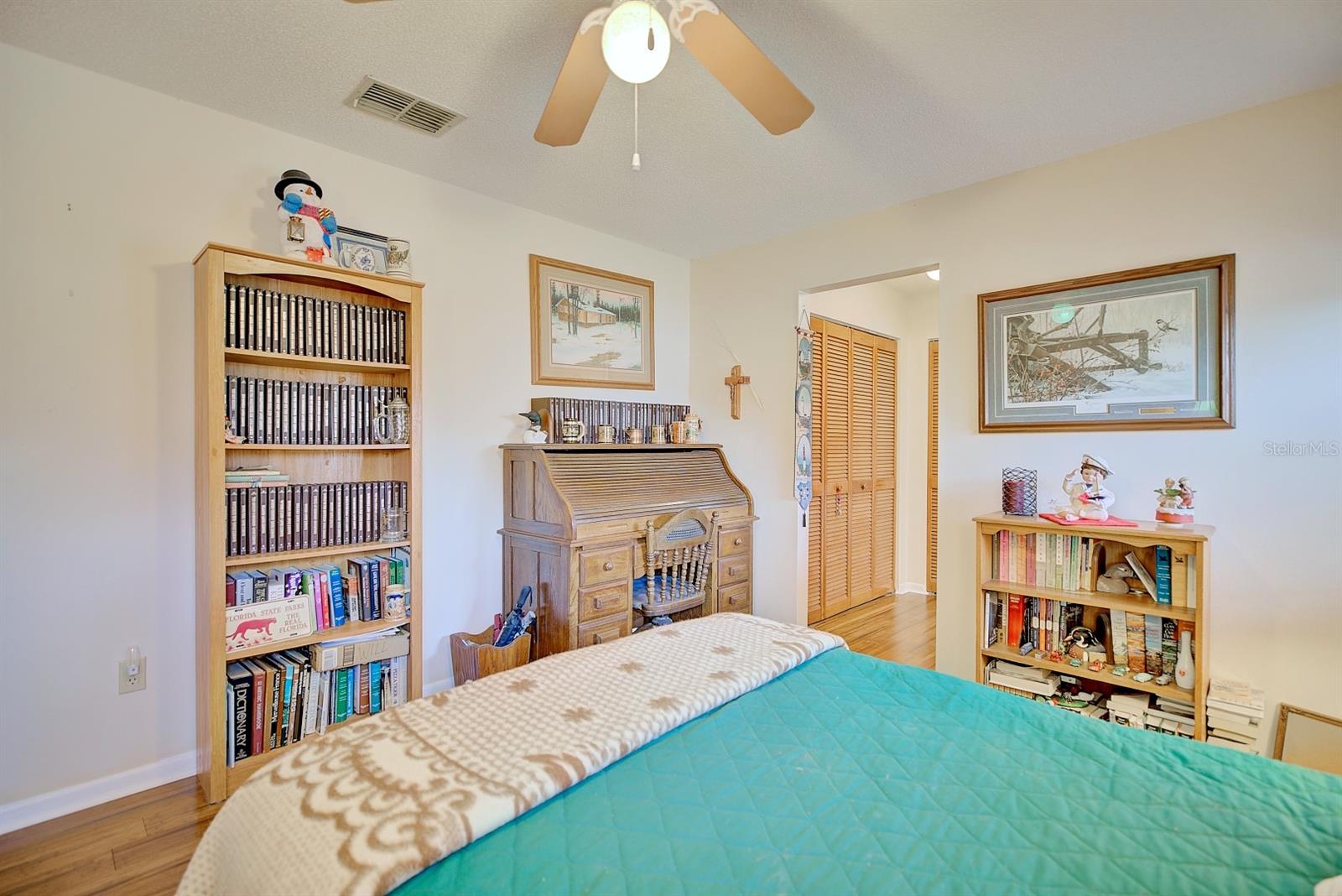 GOLF HAMMOCK - Residential