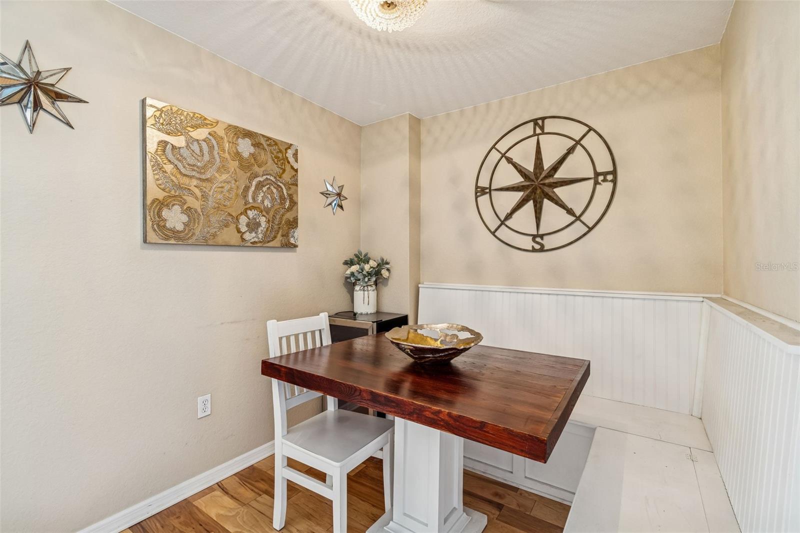 PARKCREST HARBOUR ISLAND CONDO - Residential