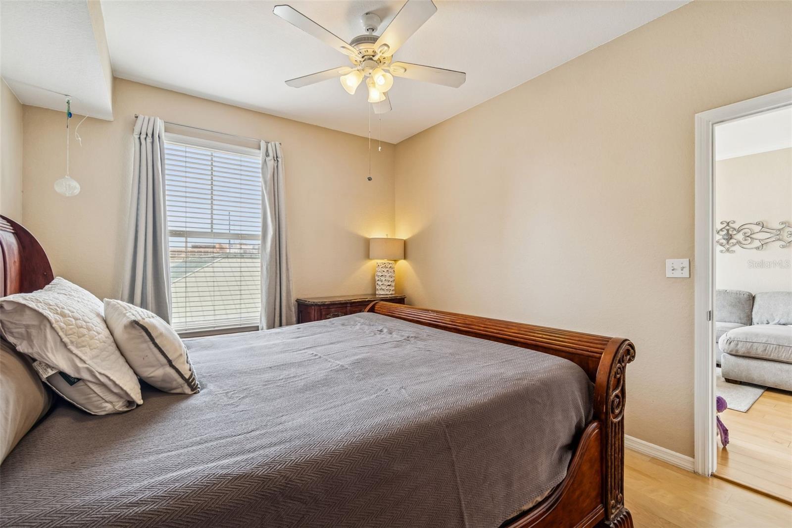 PARKCREST HARBOUR ISLAND CONDO - Residential