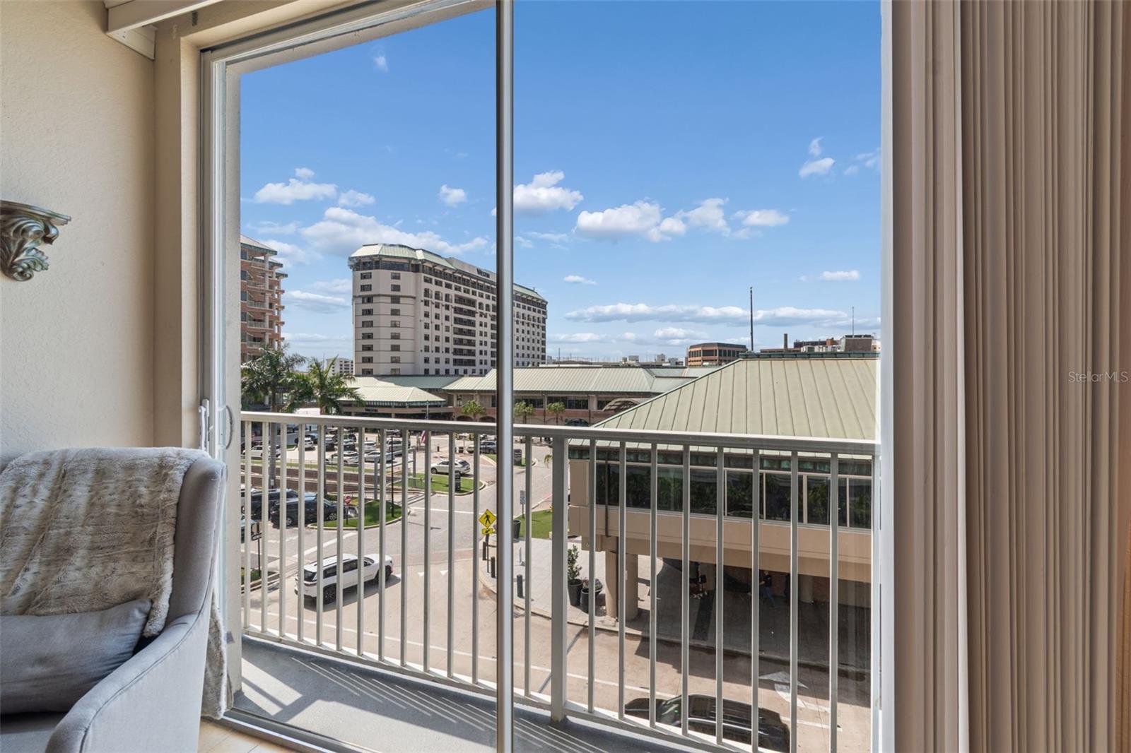 PARKCREST HARBOUR ISLAND CONDO - Residential