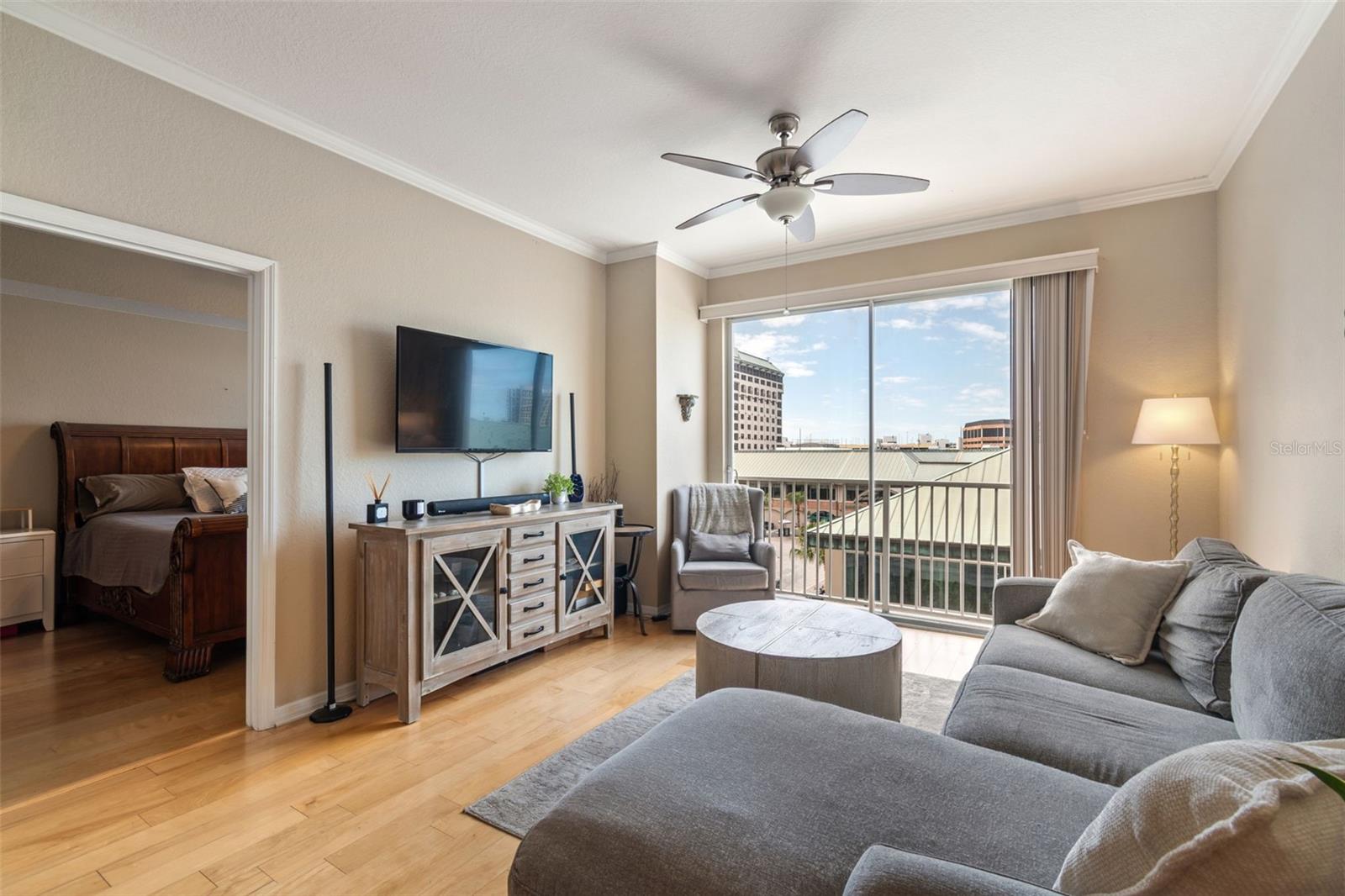 PARKCREST HARBOUR ISLAND CONDO - Residential