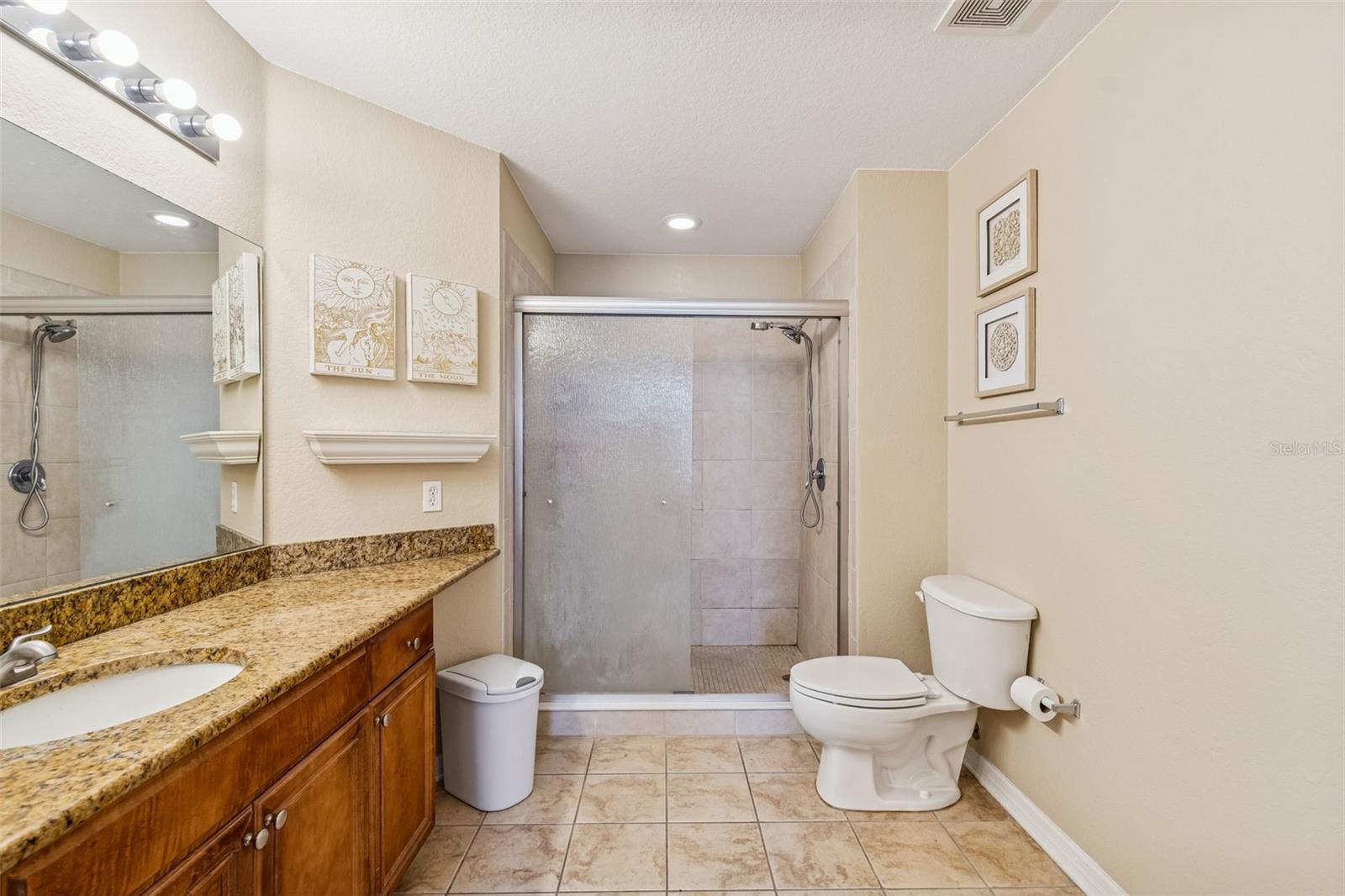 PARKCREST HARBOUR ISLAND CONDO - Residential