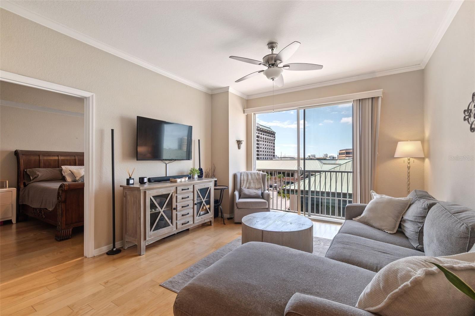 PARKCREST HARBOUR ISLAND CONDO - Residential