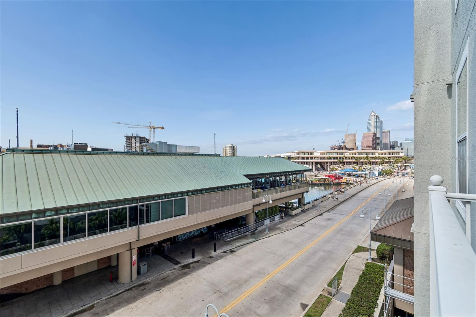 PARKCREST HARBOUR ISLAND CONDO - Residential