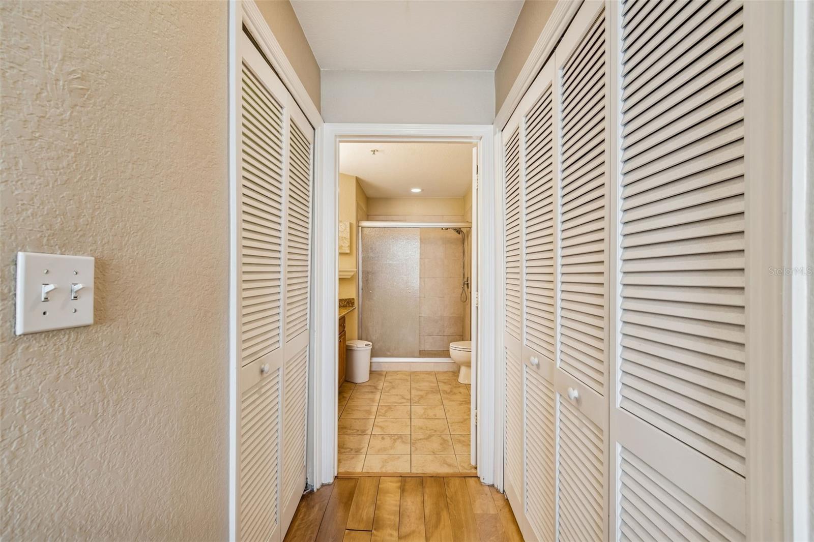 PARKCREST HARBOUR ISLAND CONDO - Residential