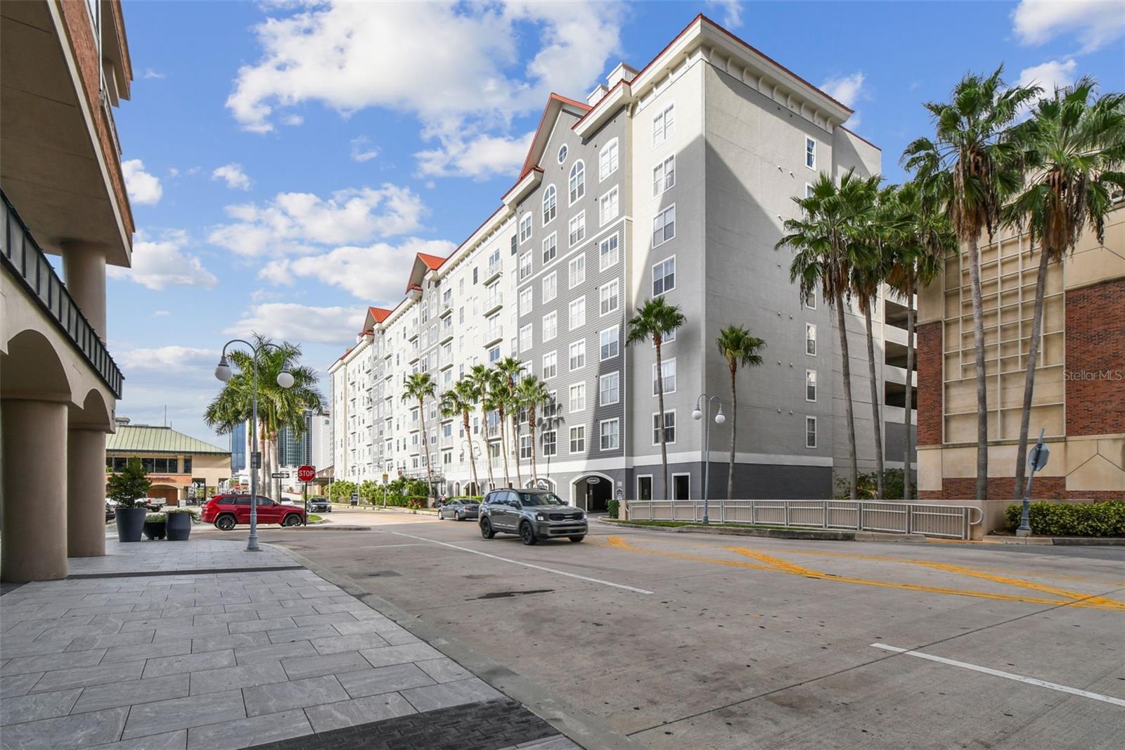 PARKCREST HARBOUR ISLAND CONDO - Residential