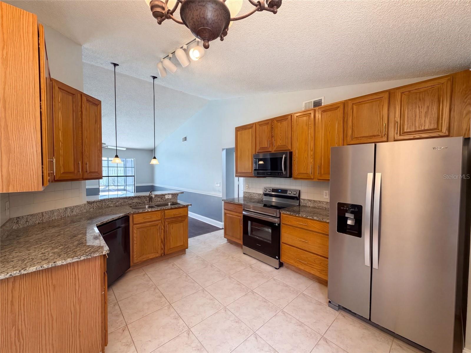 14725 EAGLES CROSSING DRIVE