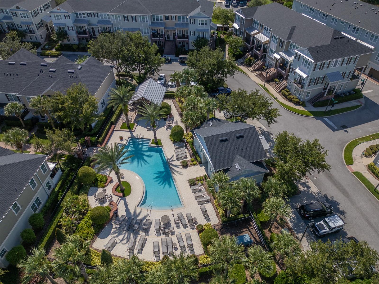 HAMPTONS - SECOND REP - Residential