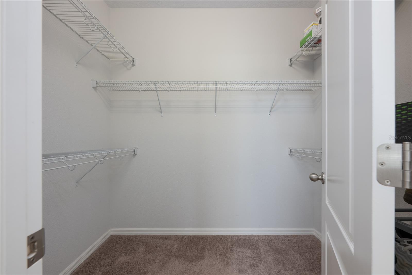 HAMPTONS - SECOND REP - Residential