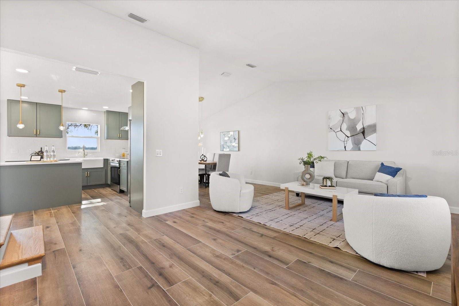 HICKORY LAKE ESTATES - Residential