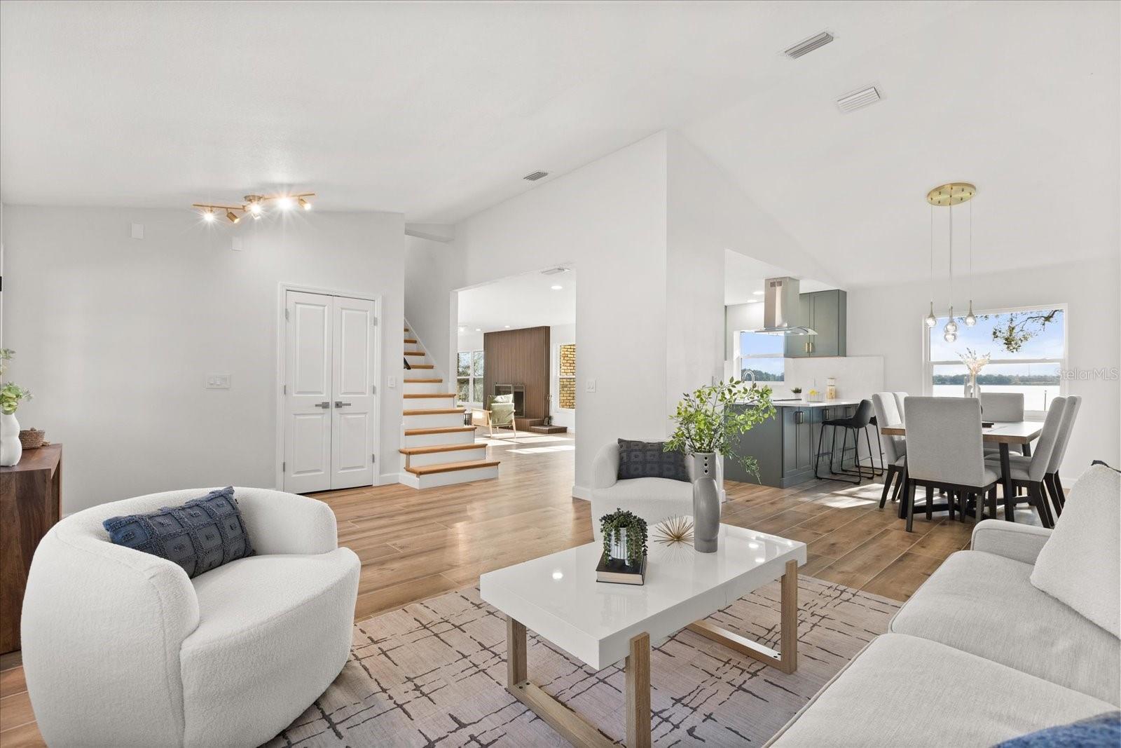 9354 LAKE HICKORY NUT DRIVE