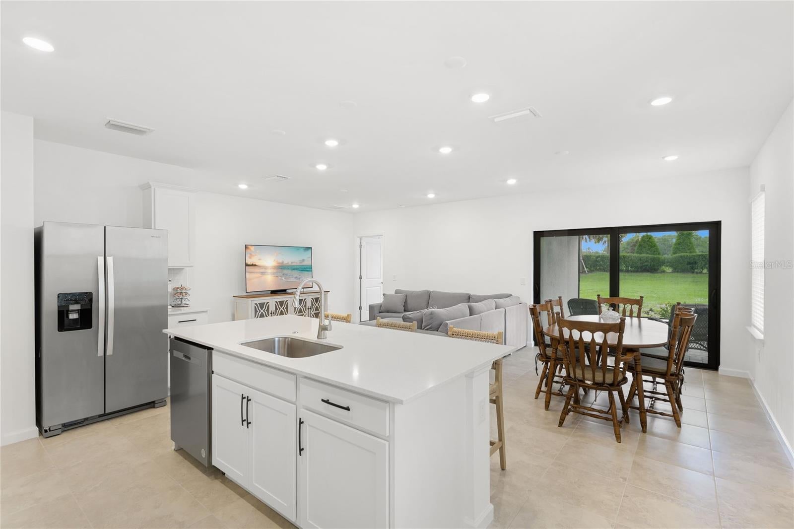 6587 SILVERSTAR DRIVE