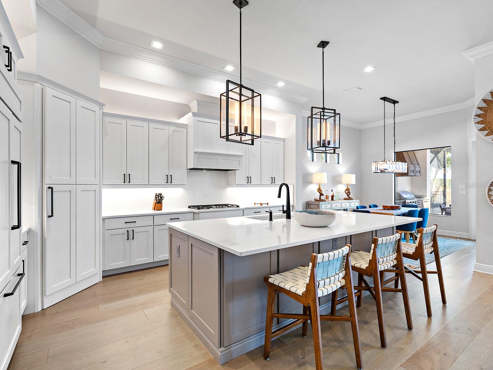 LAKEHOUSE COVE AT WATERSIDE - Residential