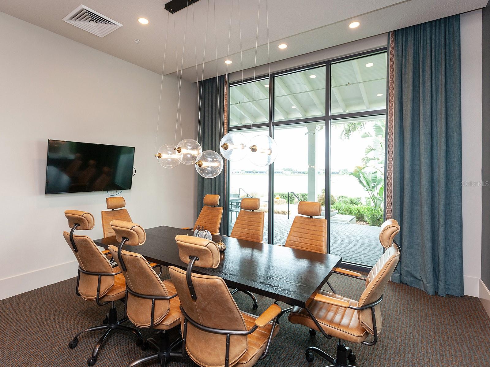 LAKEHOUSE COVE AT WATERSIDE - Residential