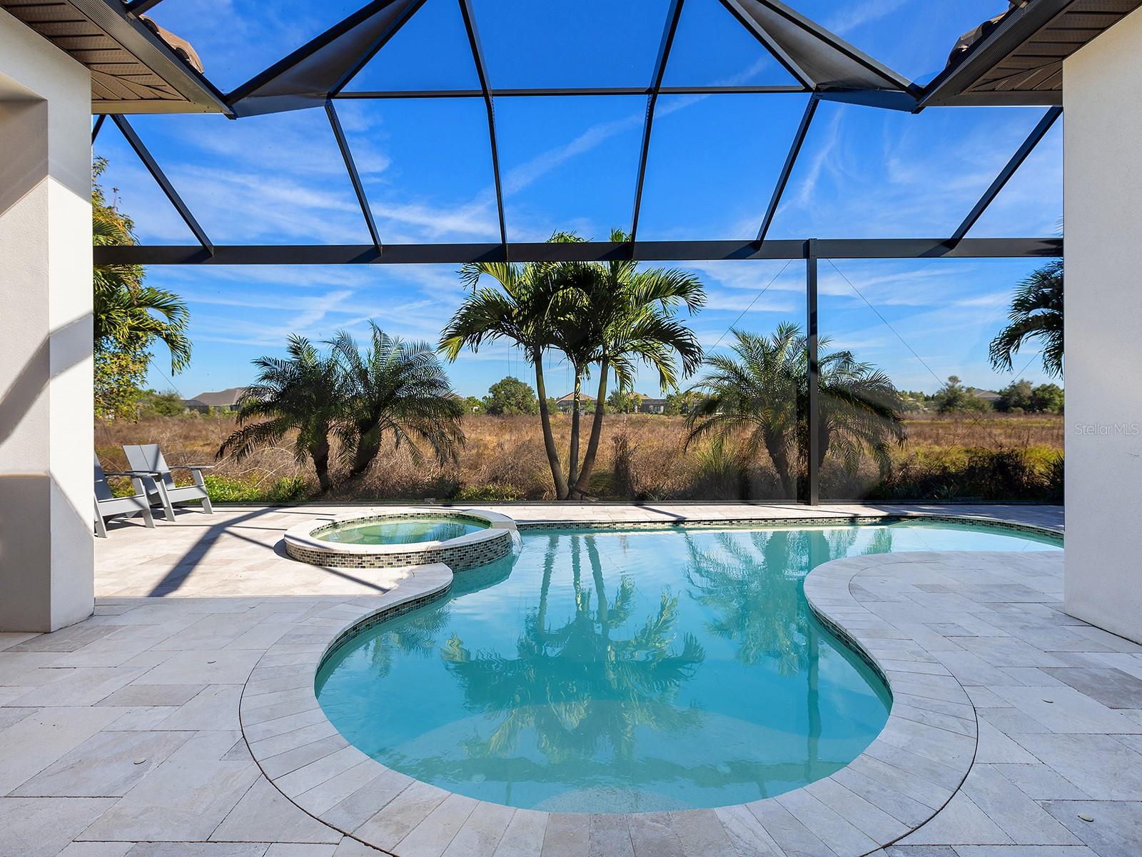 LAKEHOUSE COVE AT WATERSIDE - Residential