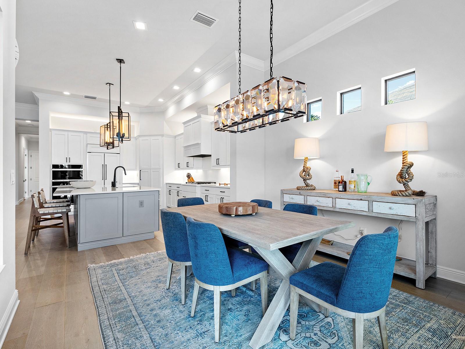 LAKEHOUSE COVE AT WATERSIDE - Residential