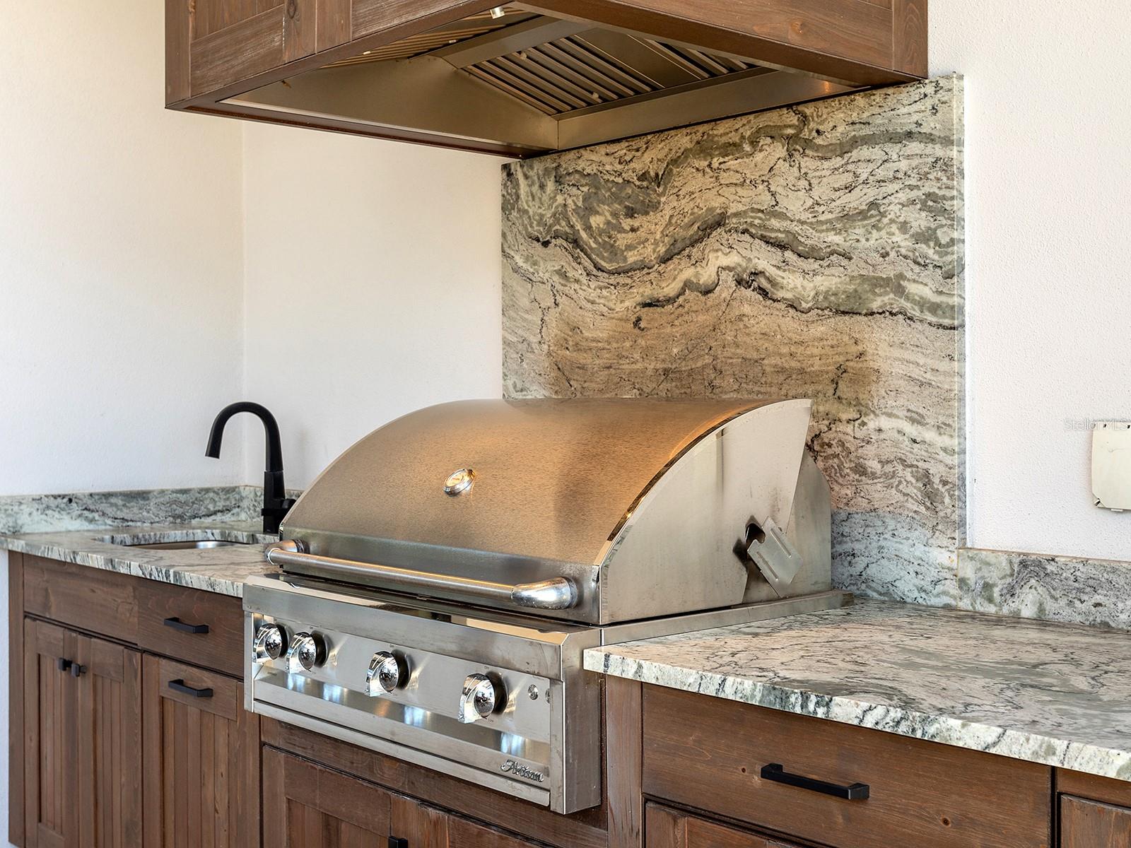 LAKEHOUSE COVE AT WATERSIDE - Residential