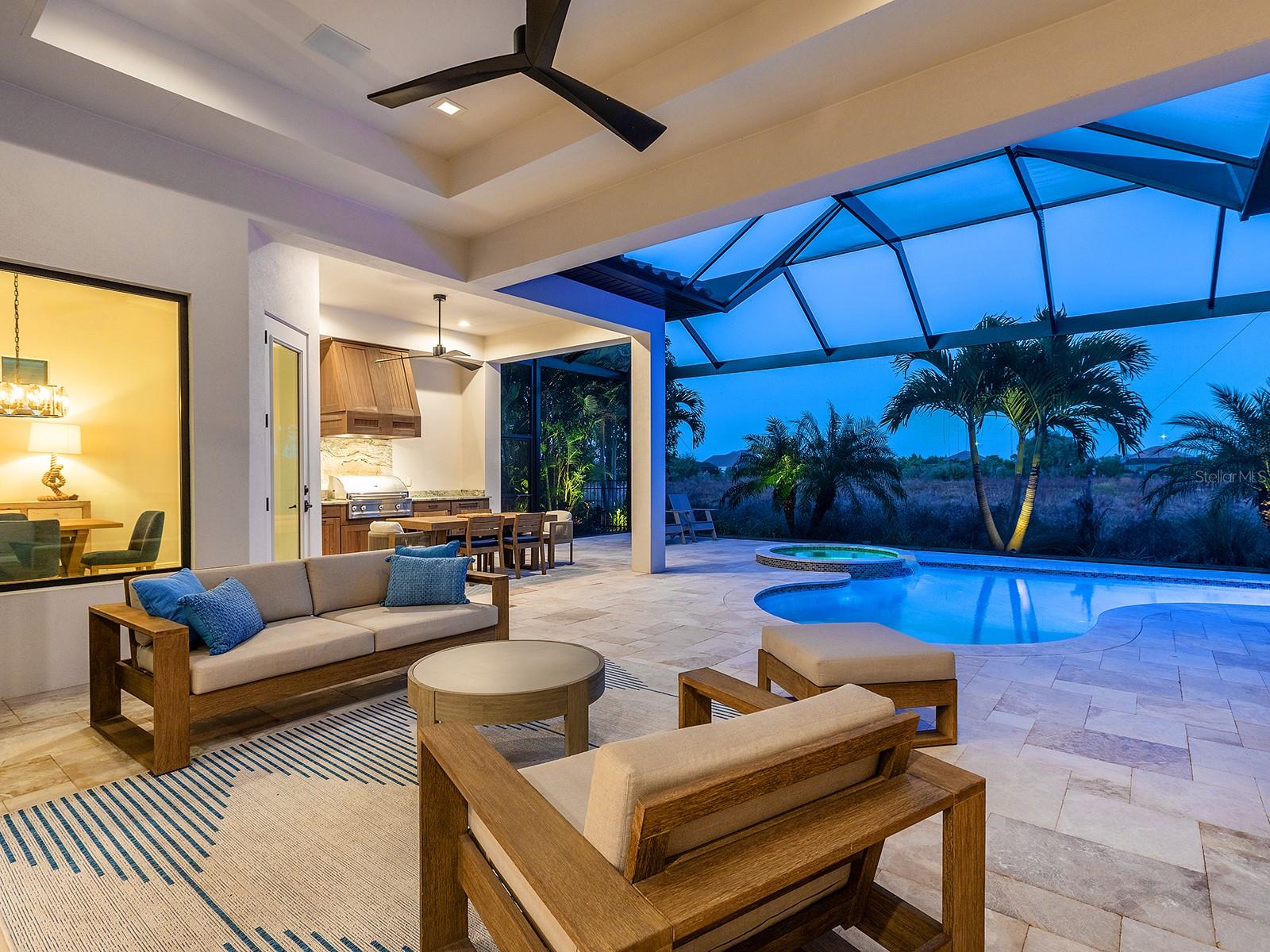 LAKEHOUSE COVE AT WATERSIDE - Residential