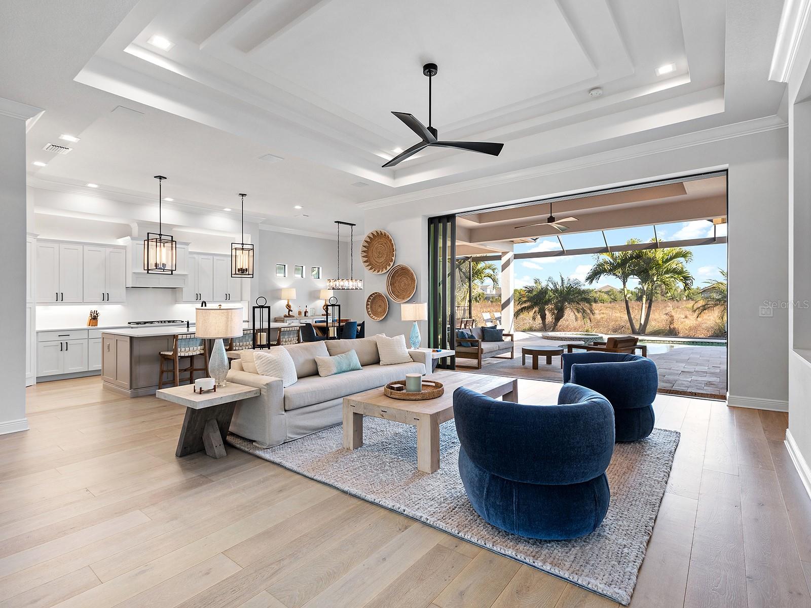 LAKEHOUSE COVE AT WATERSIDE - Residential