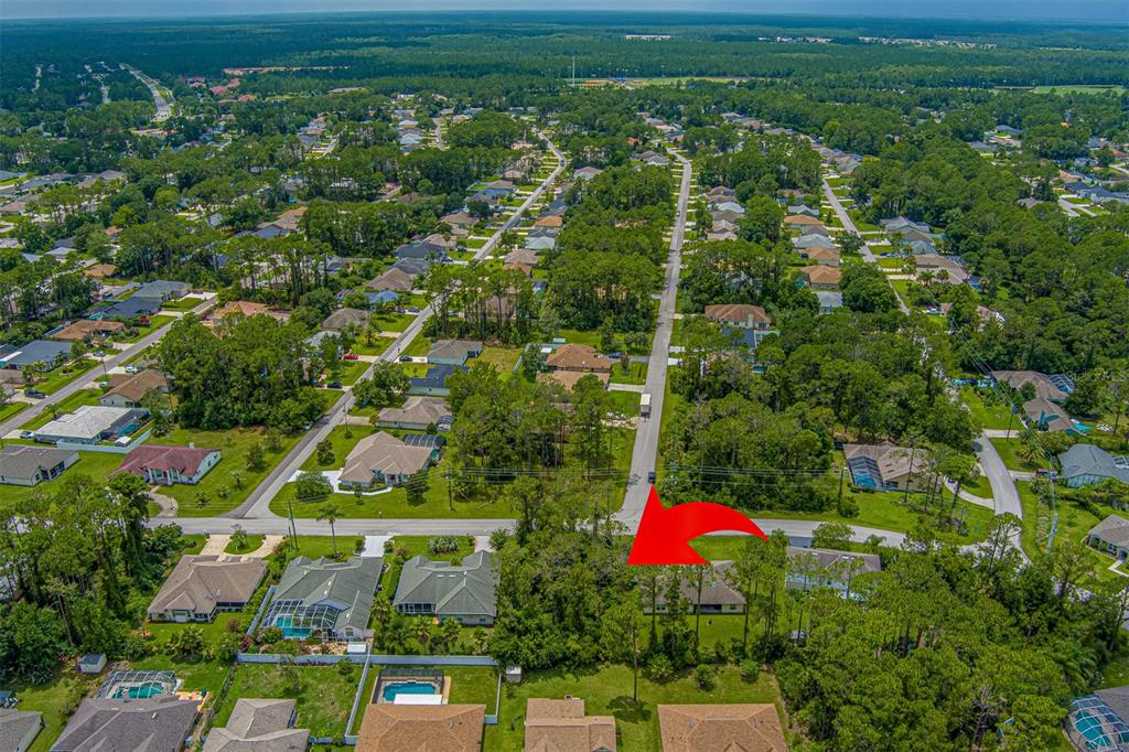 INDIAN TRAILS - Land