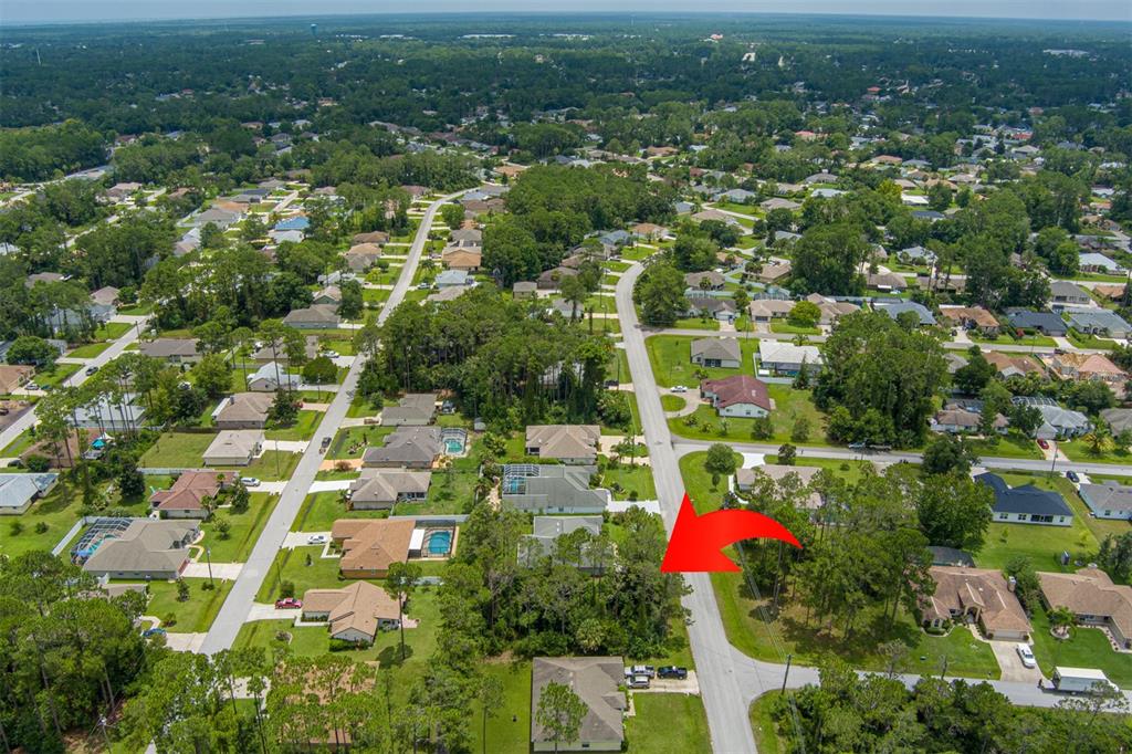 INDIAN TRAILS - Land