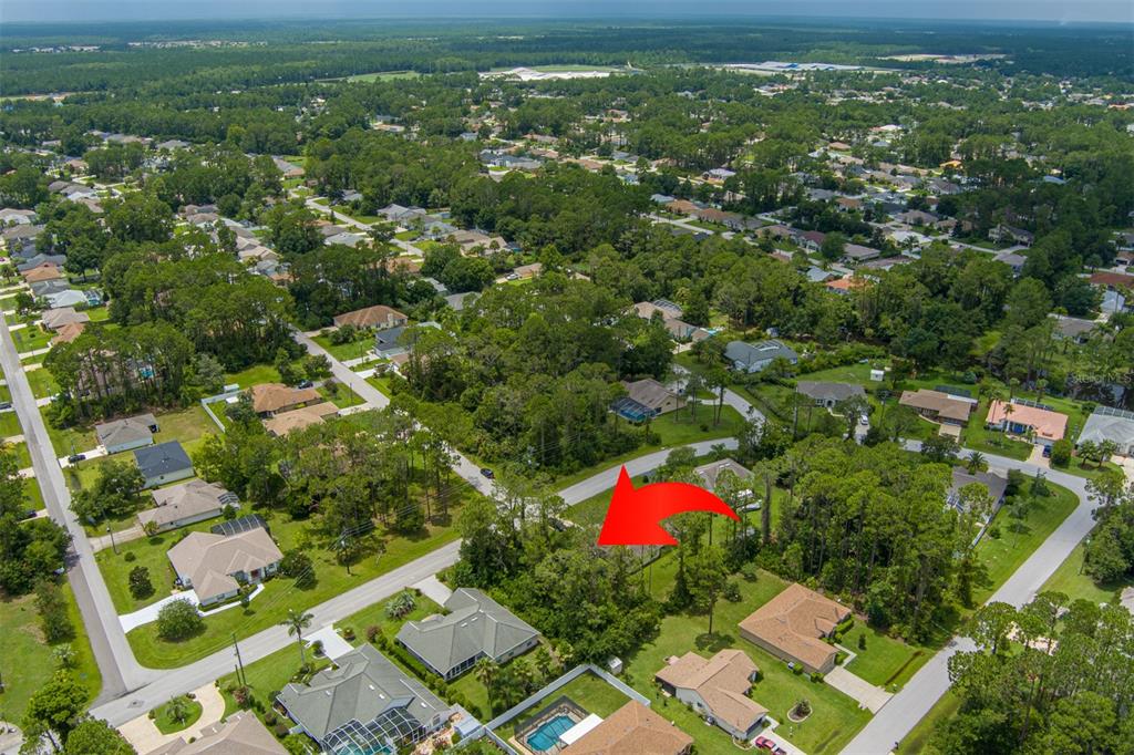 INDIAN TRAILS - Land