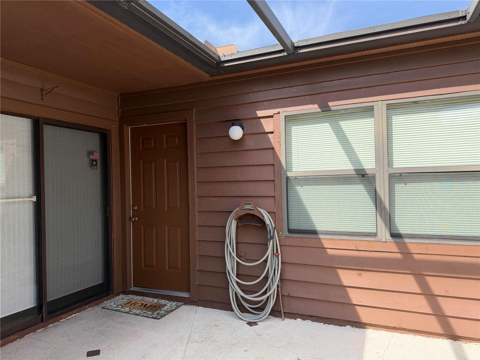 2904 OAK LANE, BRADENTON, FL, 34209 2 2904 OAK LANE
