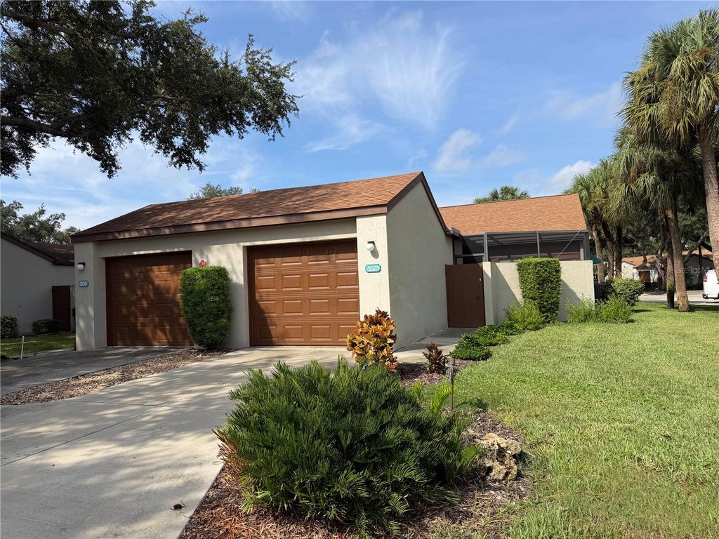 Photo of 2904 Oak Lane, Bradenton, FL 34209 (MLS # A4709102)