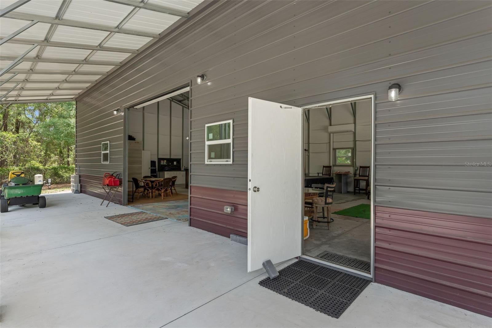 4048 LAKE GRIFFIN ROAD