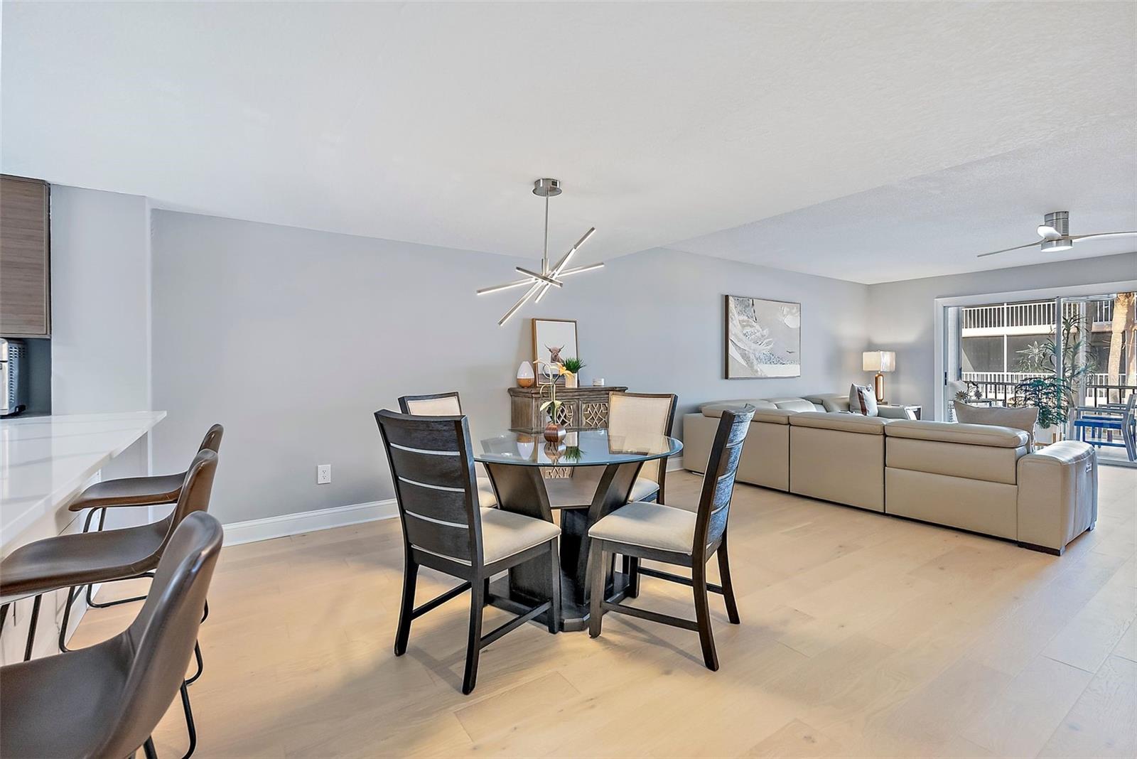 637 PINELLAS BAYWAY S 207