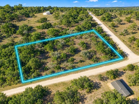 Tiny photo for 21330 SE 71st Street, Morriston, FL 32668 (MLS # TB8563306)