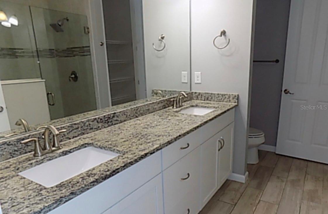 11705 MEADOWGATE PLACE, BRADENTON, FL, 34211 4 11705 MEADOWGATE PLACE